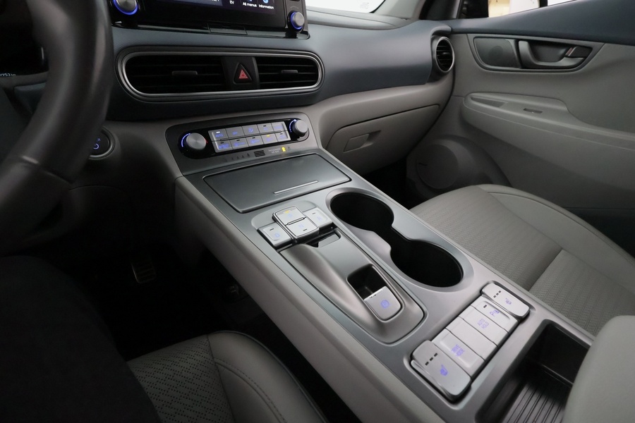 Hyundai Kona vaihtoauto