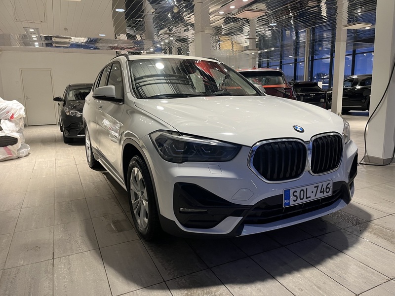 BMW X1 vaihtoauto