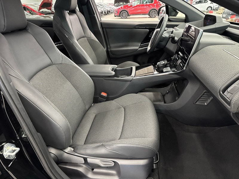 Toyota bZ4X vaihtoauto