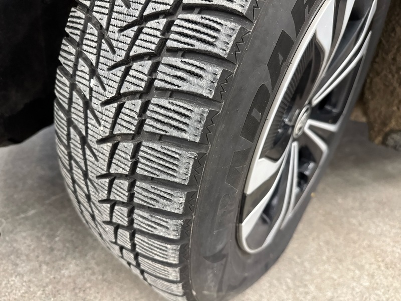 Toyota bZ4X vaihtoauto