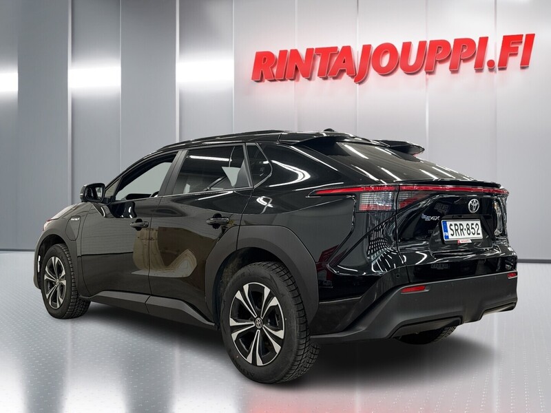 Toyota bZ4X vaihtoauto