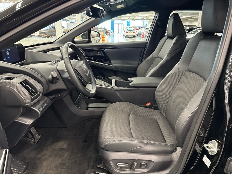 Toyota bZ4X vaihtoauto