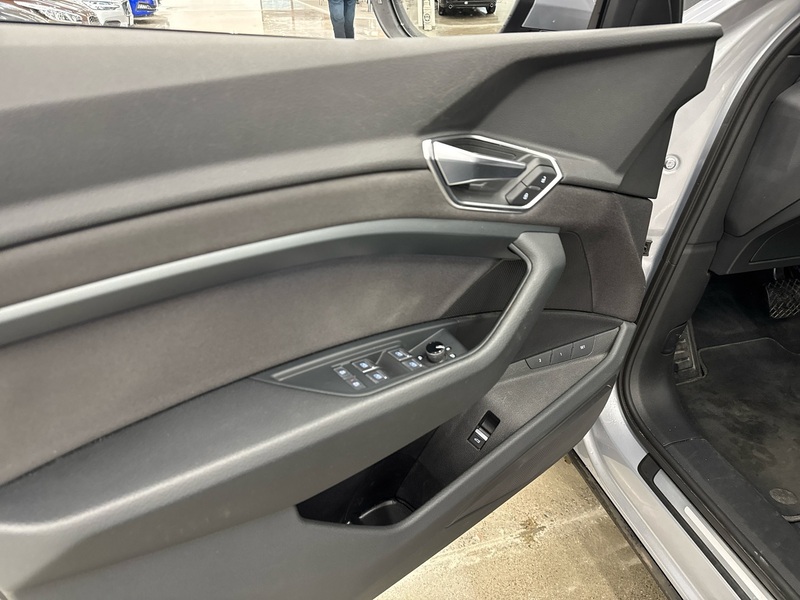 Audi e-tron vaihtoauto