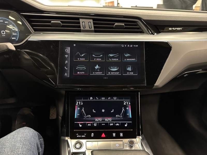 Audi e-tron vaihtoauto