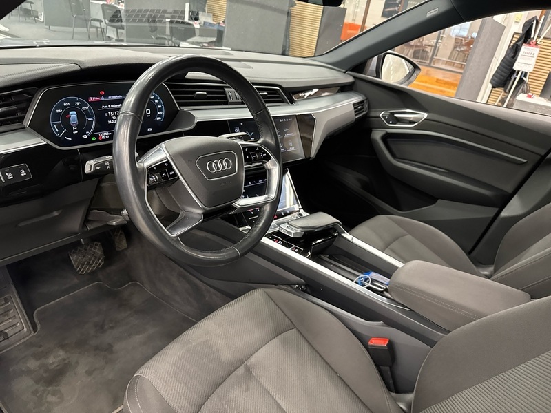 Audi e-tron vaihtoauto