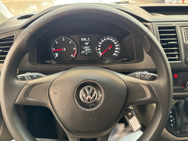 Volkswagen Caravelle vaihtoauto