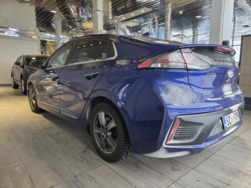Hyundai IONIQ electric vaihtoauto