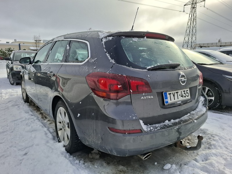 Opel Astra vaihtoauto