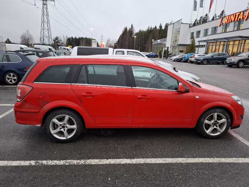 Opel Astra vaihtoauto