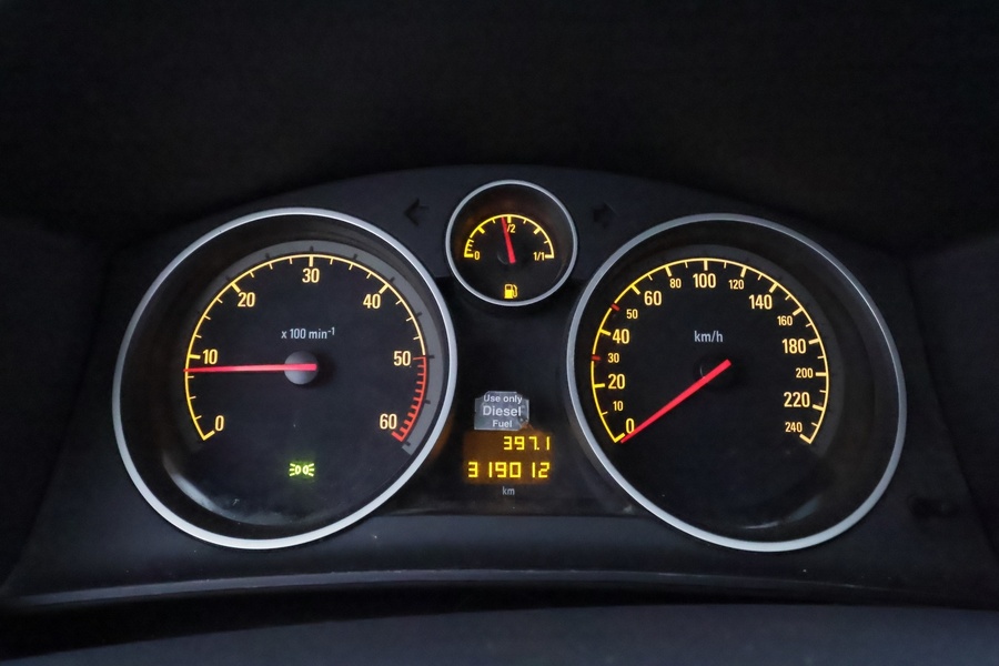 Opel Astra vaihtoauto