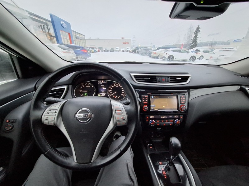 Nissan X-Trail vaihtoauto