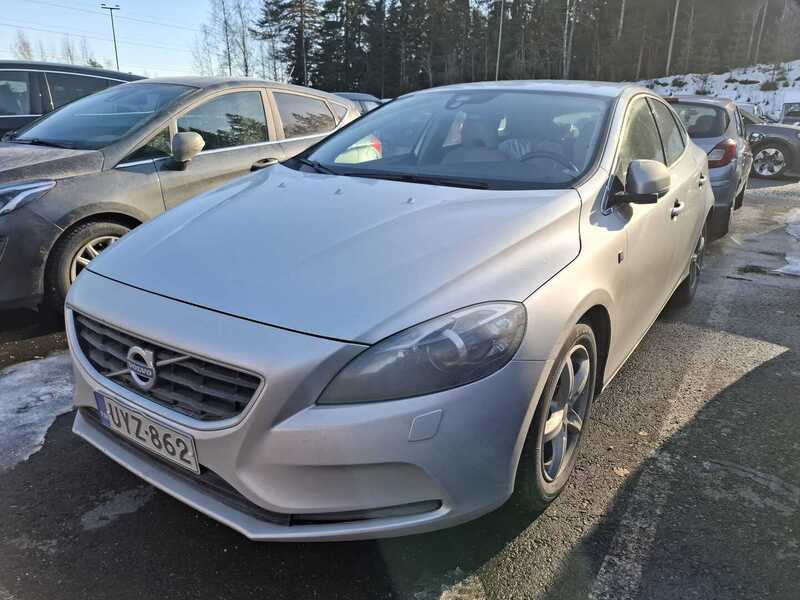 Volvo V40 vaihtoauto