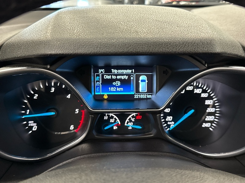 Ford Grand Tourneo Connect vaihtoauto