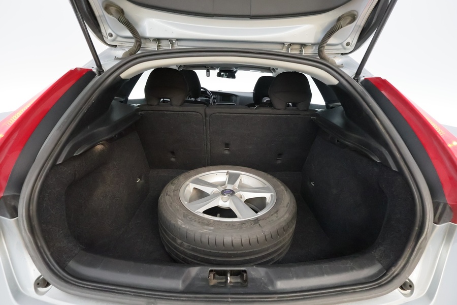 Volvo V40 vaihtoauto