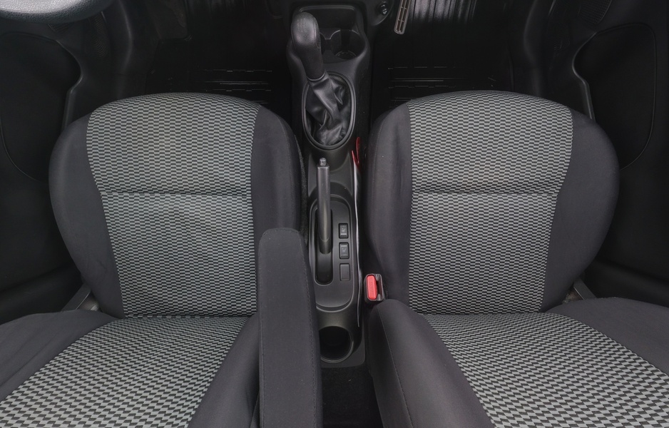 Nissan Micra vaihtoauto