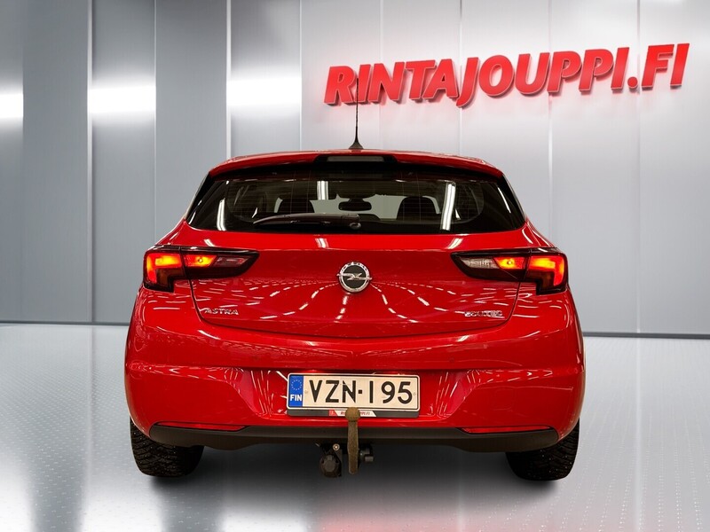 Opel Astra vaihtoauto