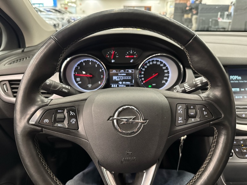 Opel Astra vaihtoauto