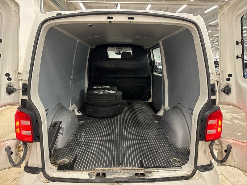 Volkswagen Transporter vaihtoauto