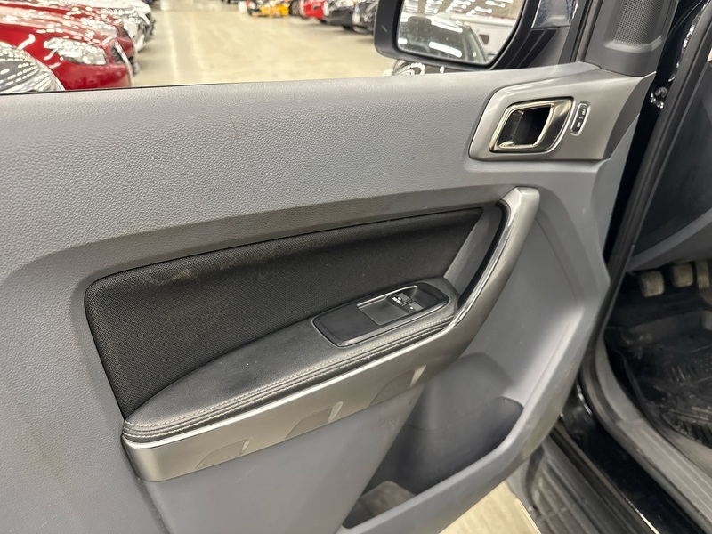 Ford Ranger vaihtoauto