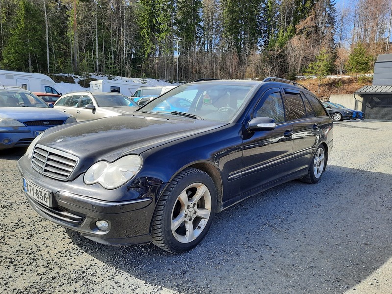 Mercedes-Benz C vaihtoauto