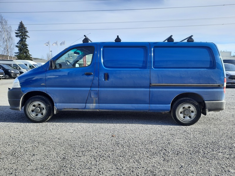 Toyota Hiace vaihtoauto