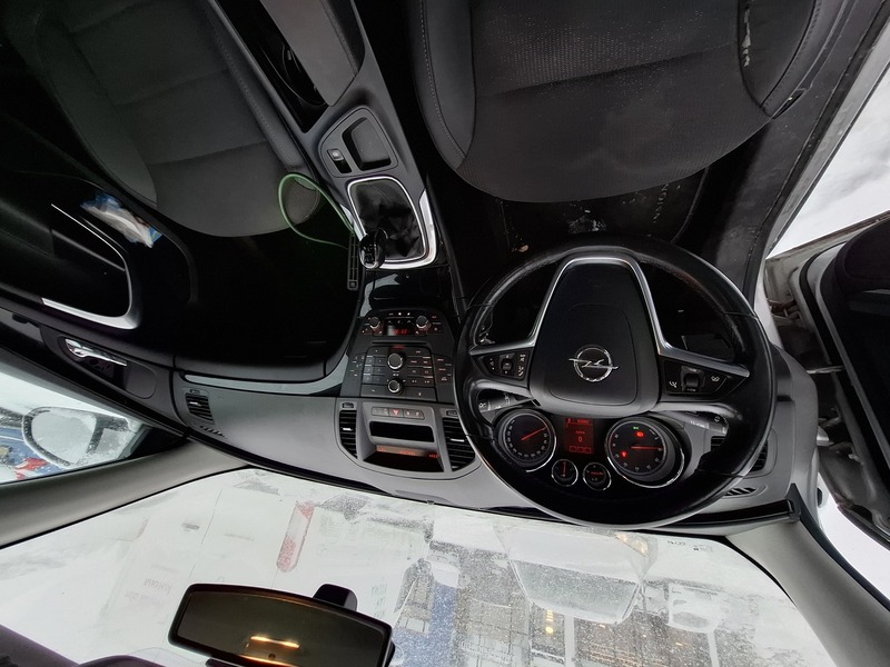 Opel Insignia vaihtoauto