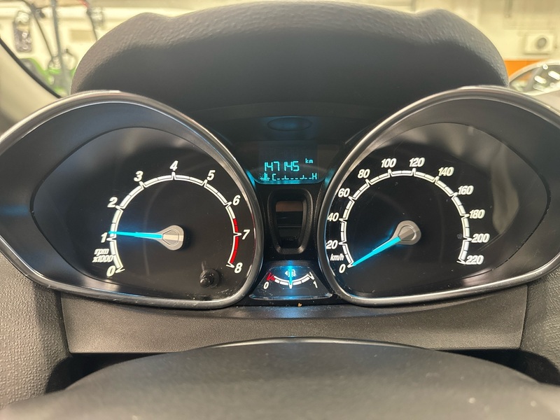 Ford Fiesta vaihtoauto