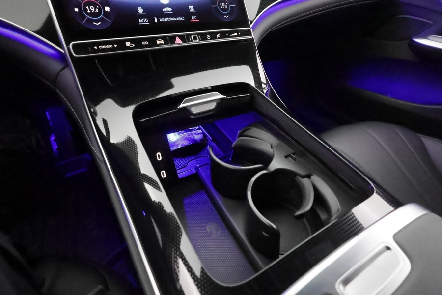 Mercedes-Benz EQE vaihtoauto