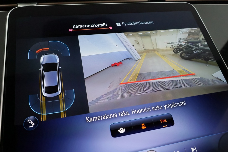 Mercedes-Benz EQE vaihtoauto