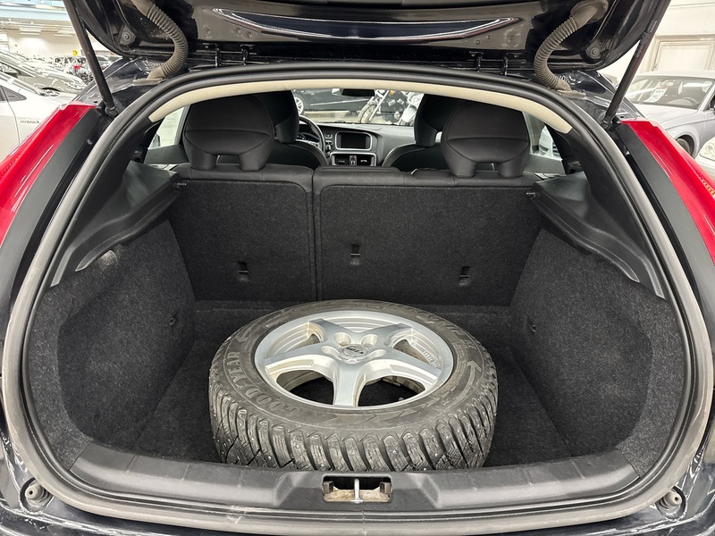 Volvo V40 vaihtoauto