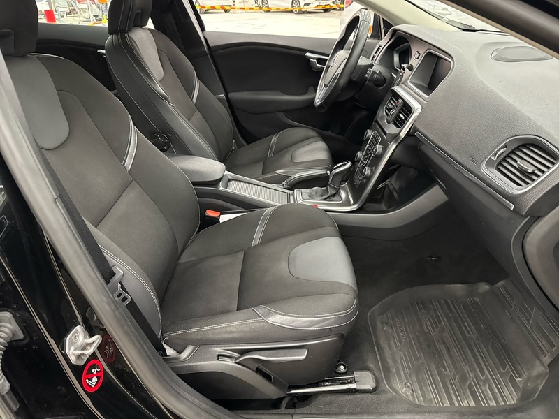Volvo V40 vaihtoauto