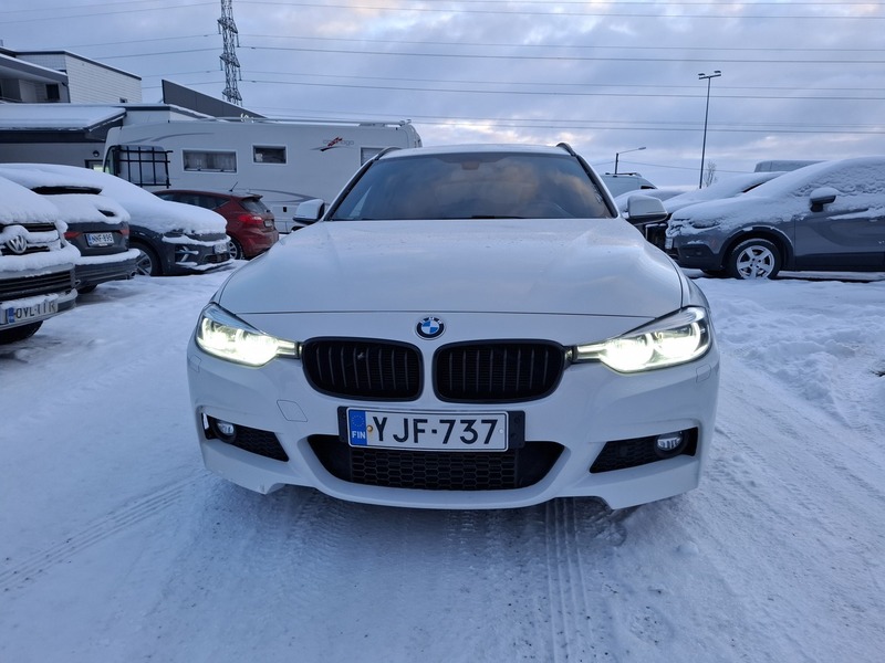 BMW 320 vaihtoauto