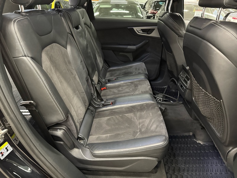 Audi Q7 vaihtoauto