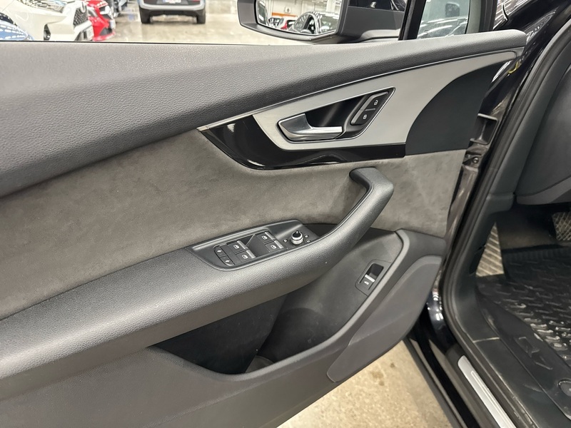Audi Q7 vaihtoauto