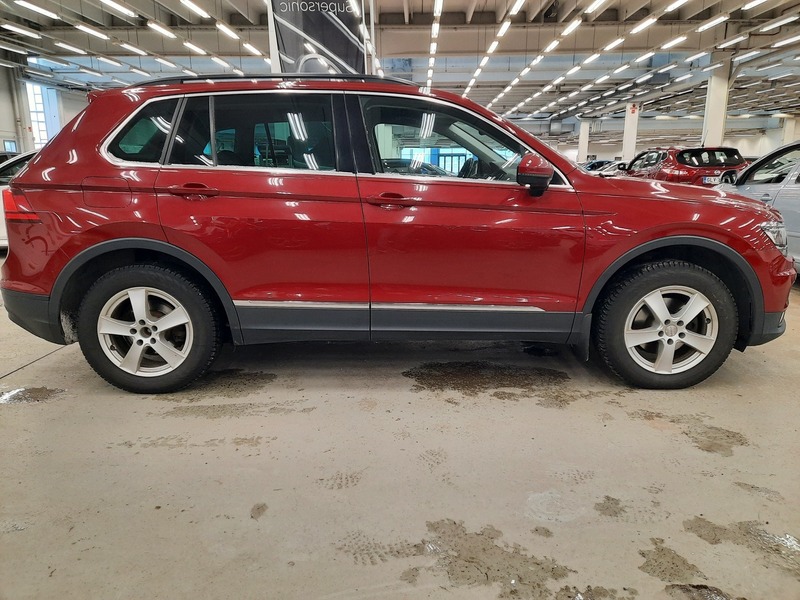 Volkswagen Tiguan vaihtoauto