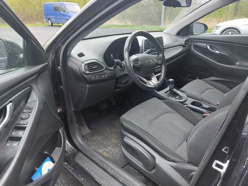 Hyundai i30 5d vaihtoauto