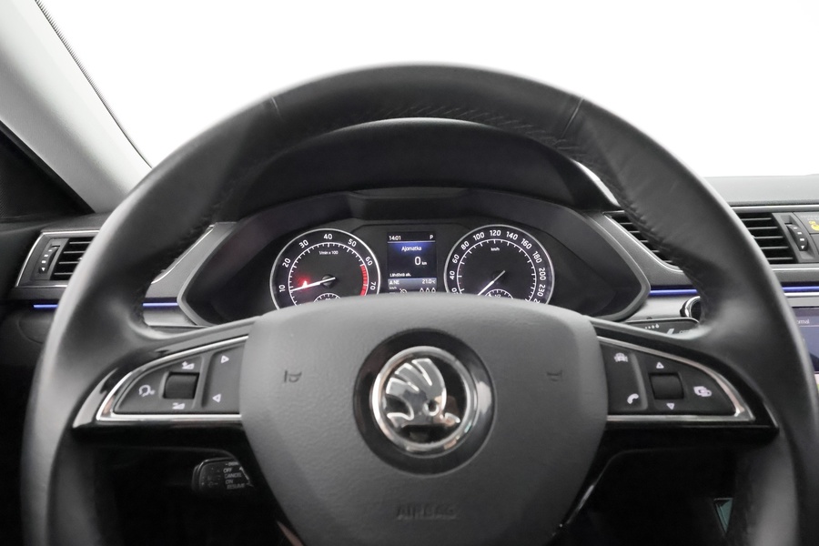 Skoda Superb vaihtoauto