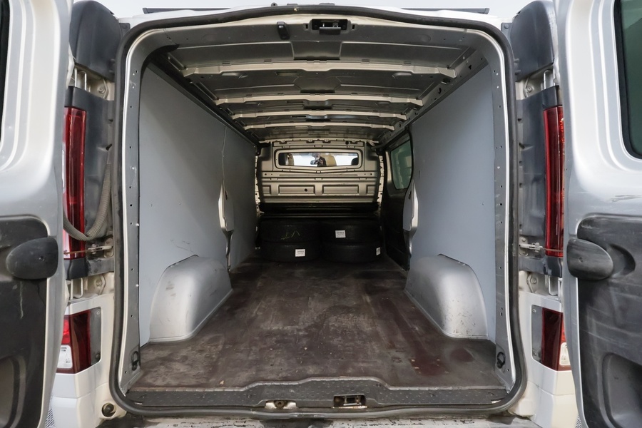 Opel Vivaro vaihtoauto