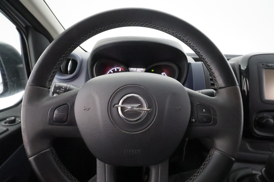 Opel Vivaro vaihtoauto