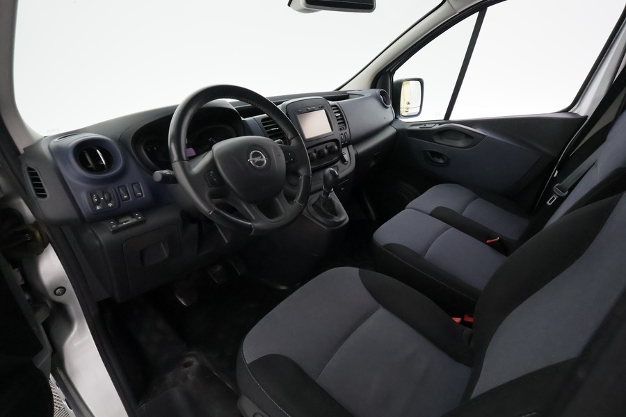 Opel Vivaro vaihtoauto