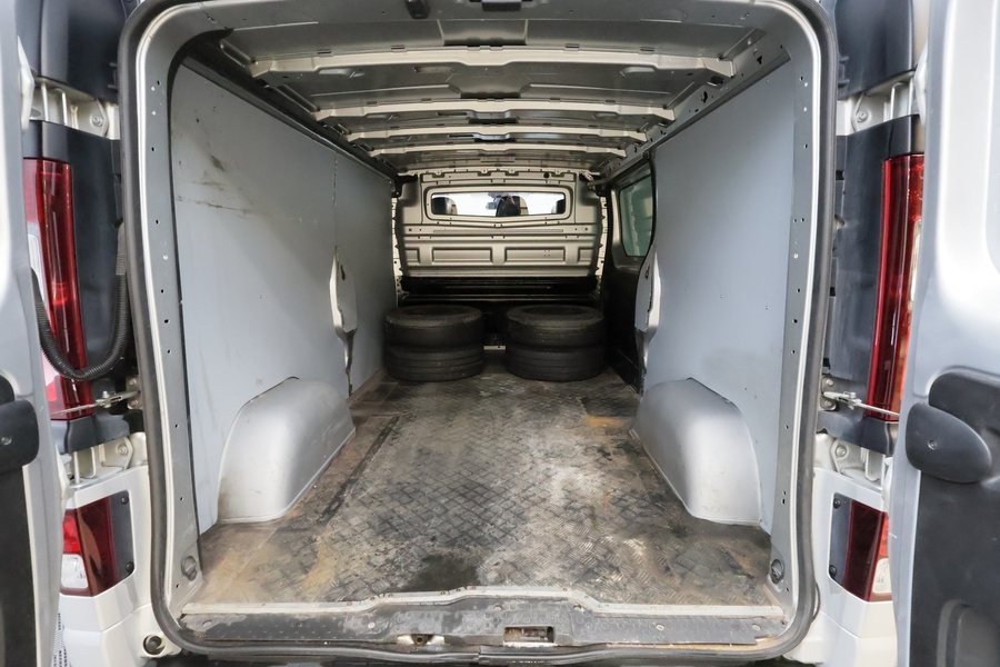 Opel Vivaro vaihtoauto