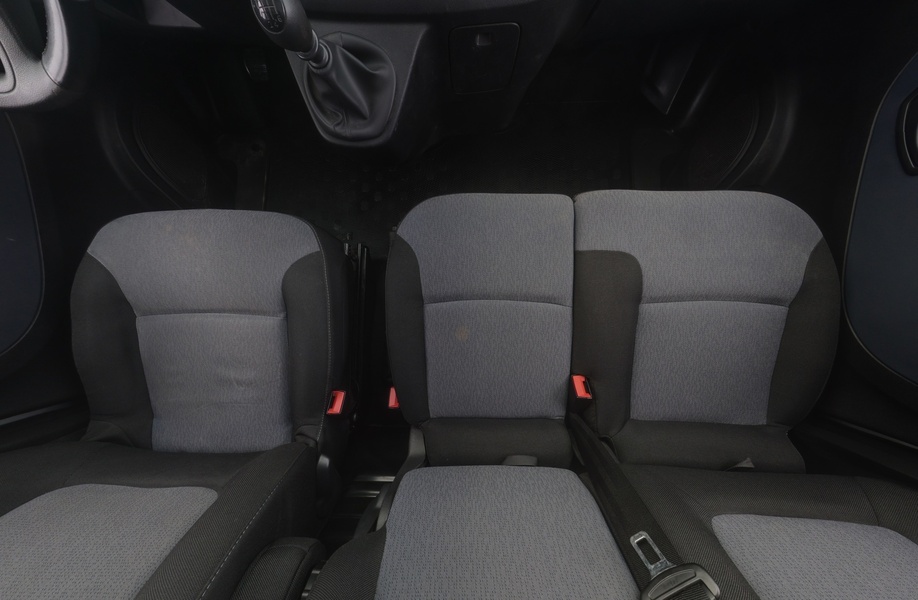 Opel Vivaro vaihtoauto