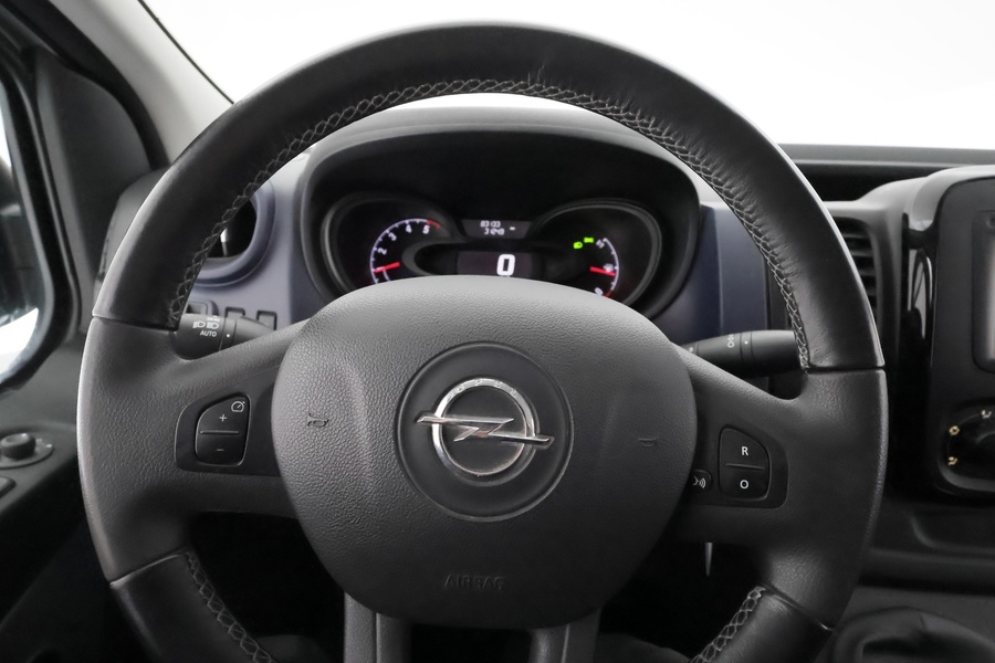 Opel Vivaro vaihtoauto