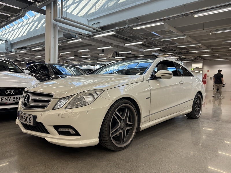 Mercedes-Benz E vaihtoauto