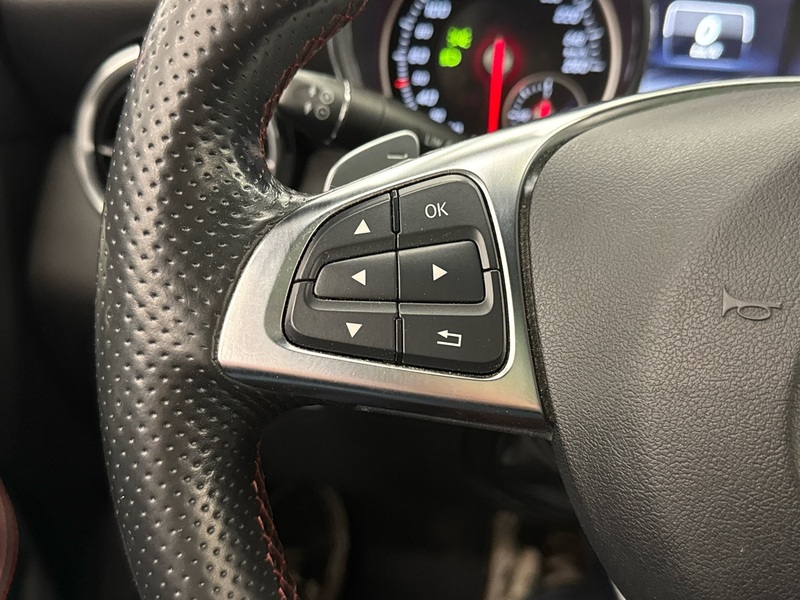 Mercedes-Benz SLK vaihtoauto