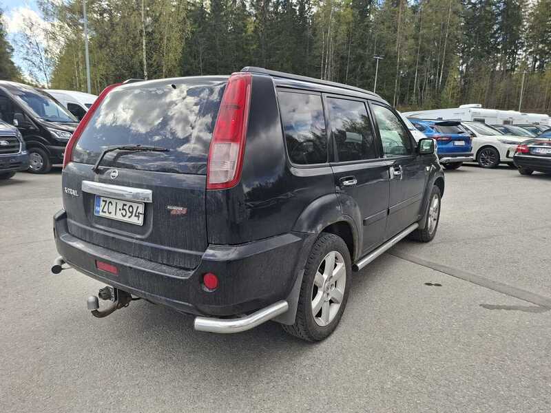 Nissan X-Trail vaihtoauto