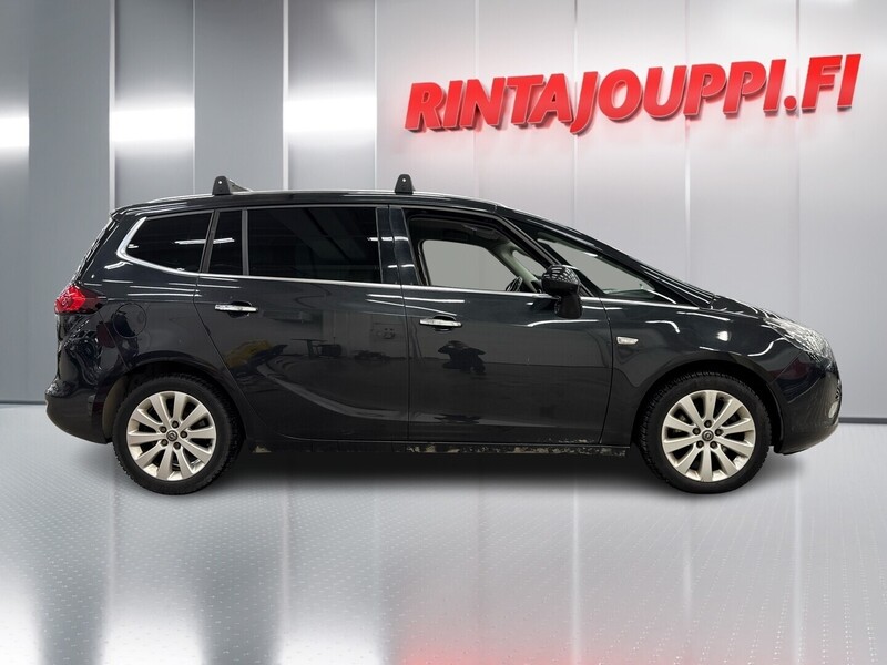 Opel Zafira Tourer vaihtoauto