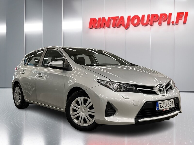 Toyota Auris vaihtoauto