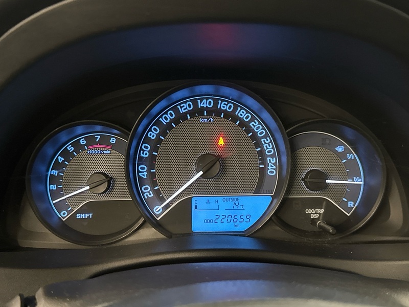 Toyota Auris vaihtoauto