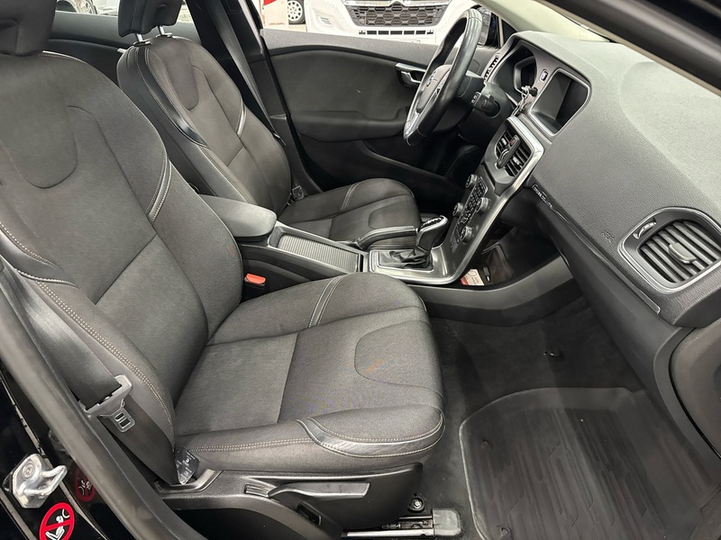 Volvo V40 Cross Country vaihtoauto